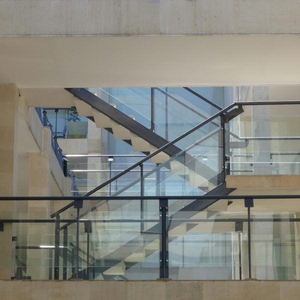 ENTRETIEN HALL D'IMMEUBLE 